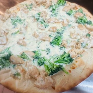 Chicken Broccoli Pan Pizza