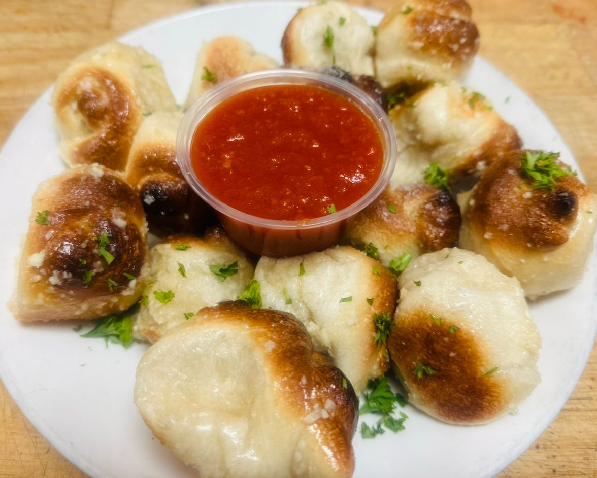 Garlic Knots.