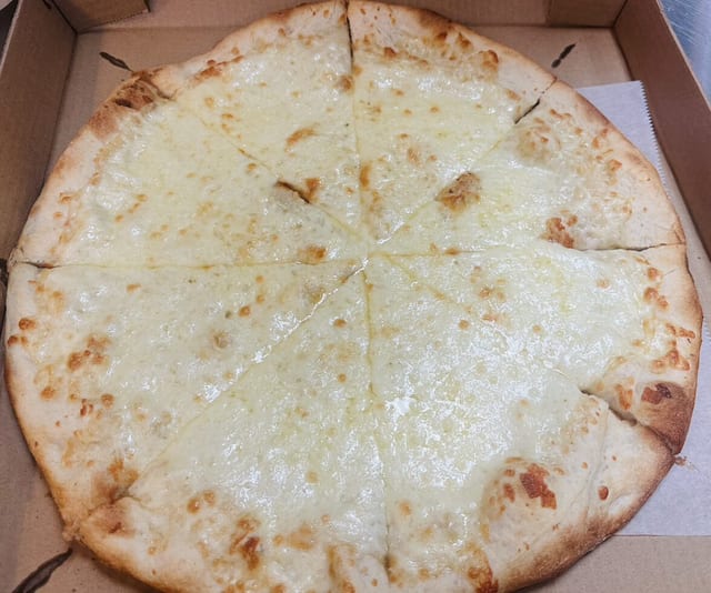 Plain White Pizza.