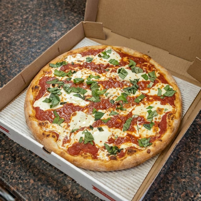 Margherita Pizza.